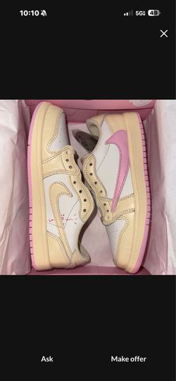 Travis Scott Jordan 1 Shy Pink Size 1Y