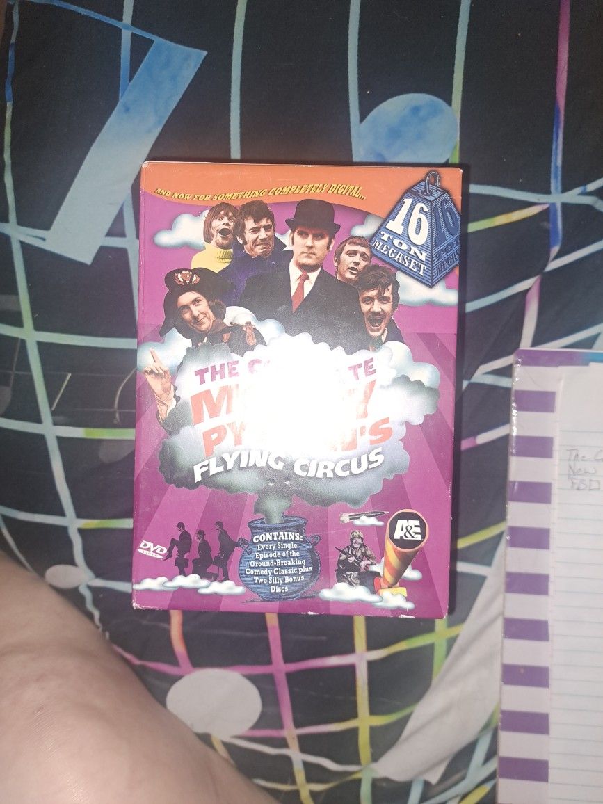 The Complete Monty Pyton's Flying Circus