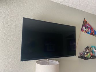 Vizio 36 inch Flatscreen tv