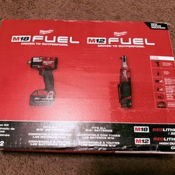 Milwaukee M18 FUEL 18V Cordless Mid Torque 1/2 in. Impact Wrench w/ M12 FUEL 3/8 in. Ratchet & Battery/Charger Combo Kit