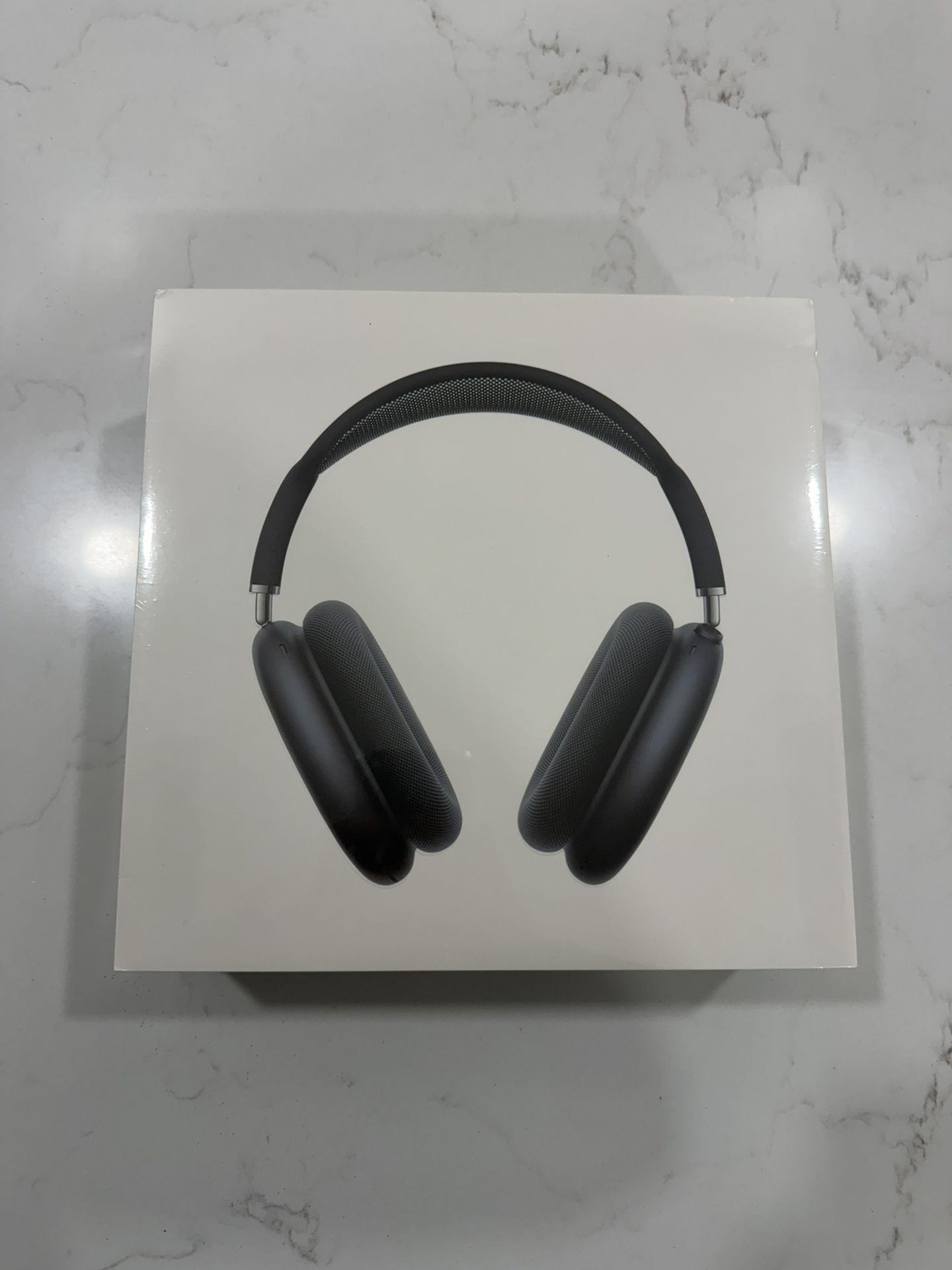 Brand New AirPod Max Midnight