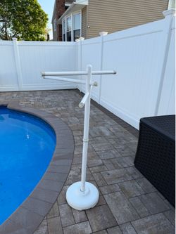 Freestanding  outdoor pool towel tree rack