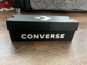 New Women Converse #7.5 $50