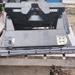 5th Wheel Hitch Setup