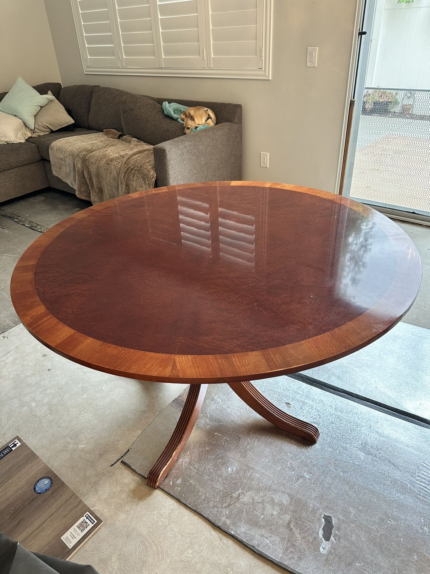 48 Inch Round Table With 4 Rolling Chairs