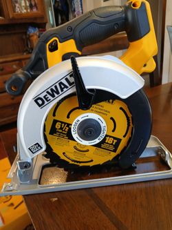 20v Dewalt circular saw Only Tool