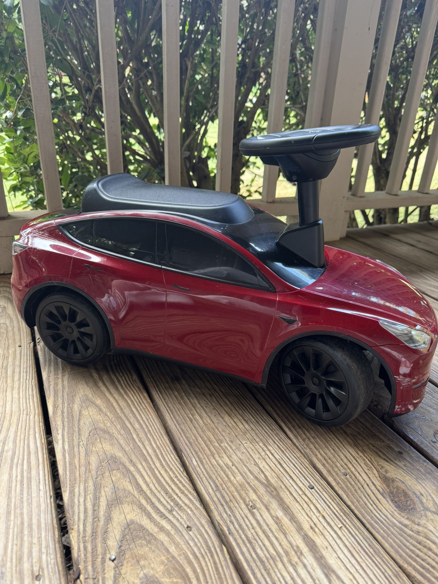 Ride-on Tesla
