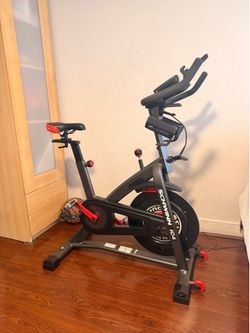Schwinn IC4 Indoor Cycling Bike