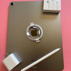 Apple IPad Air 13” (M2 chip / 2024  model) 128GB with Pen, keyboard & Accessories (warranty 10/2025) 