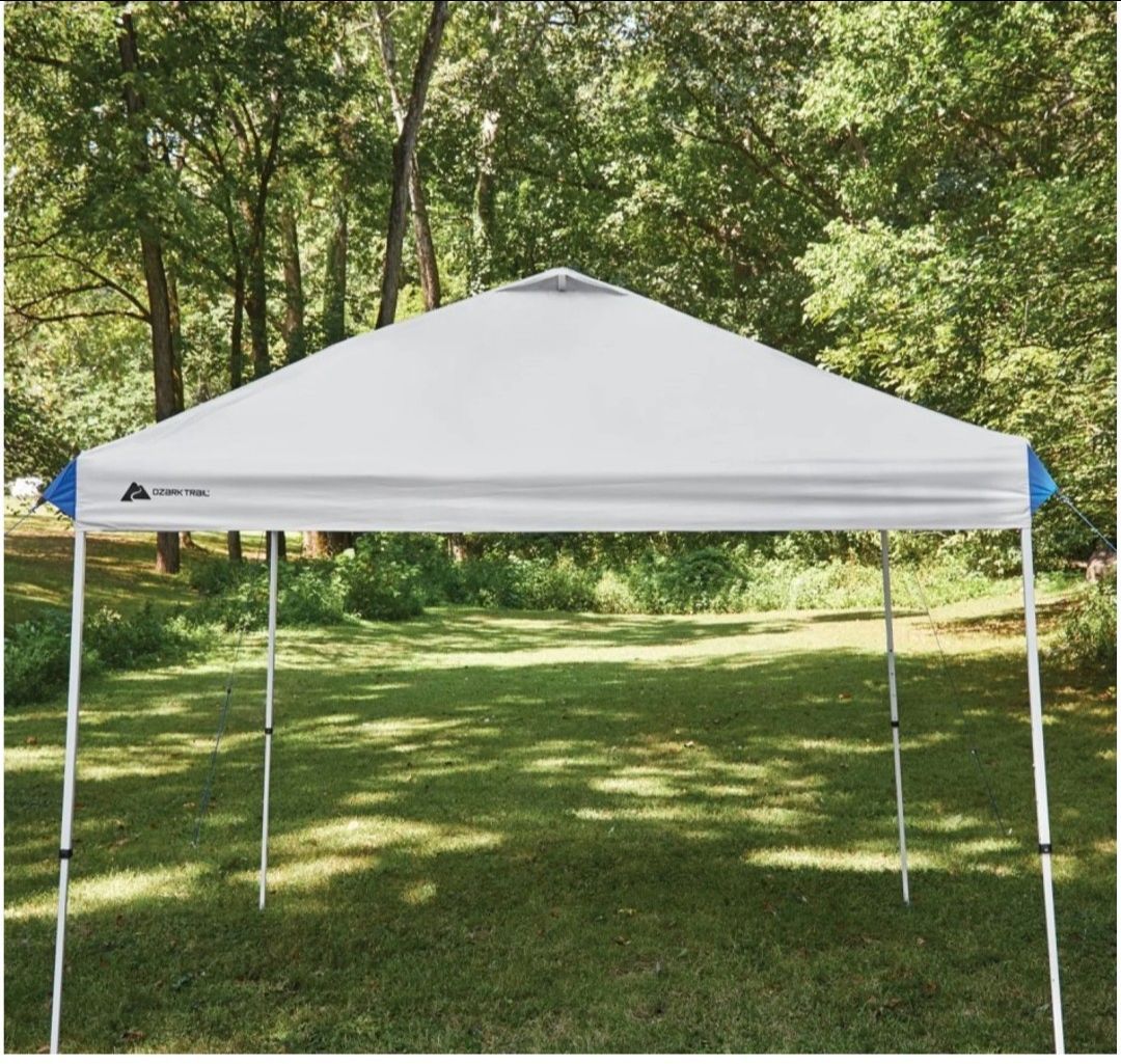 Ozark Trail PopUp tent 10×10