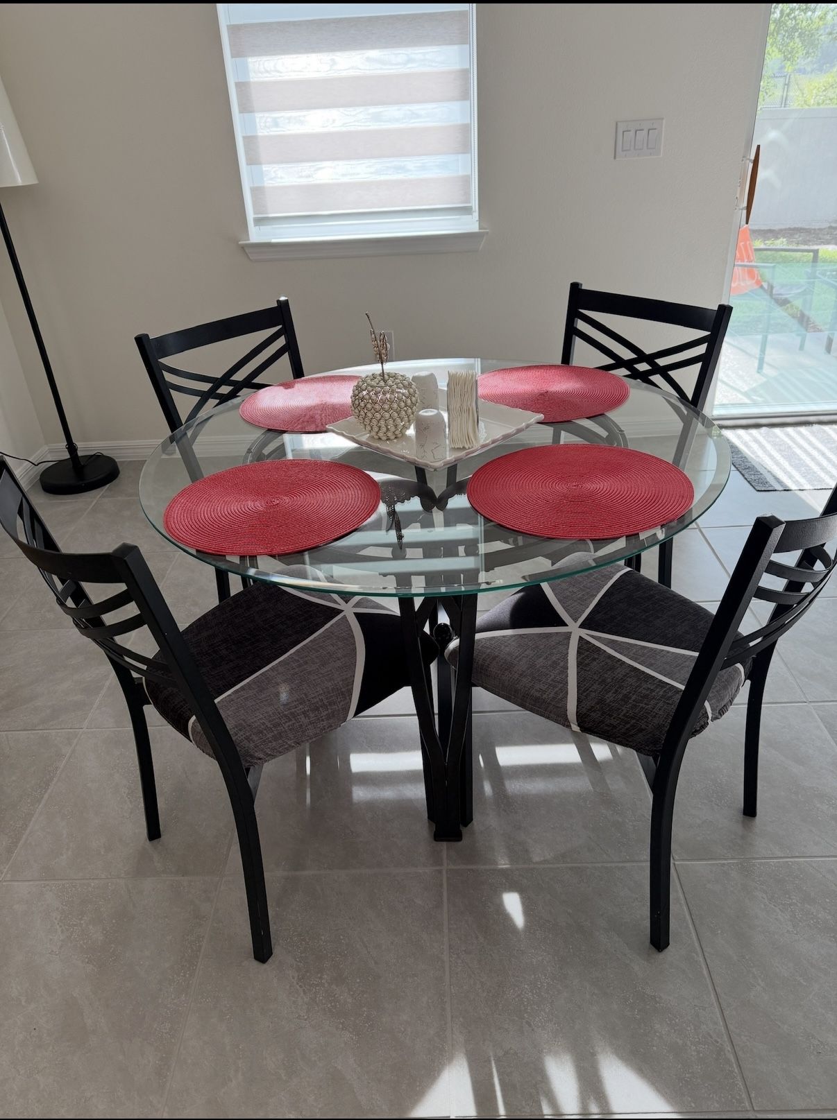Round Table For Dinner