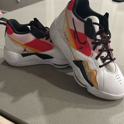 Women’s Jordan Zoom 