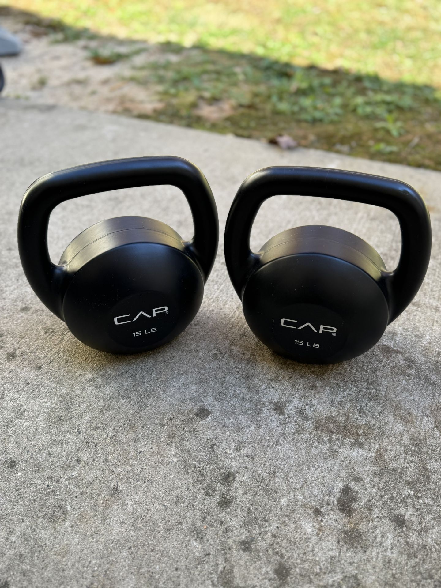 15 lb Kettlebell Pair – Great Condition