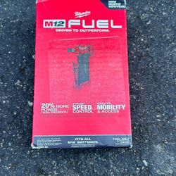 Milwaukee Fuel 1/4” Right Angle Die Grinder