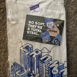 KC Royals Crown Town Size XL Shirt SGA