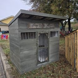 Playhouse Custom Made 