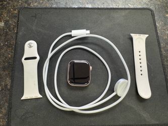 Apple Watch Series 11 42mm Aluminum Rose Gold - Open Box