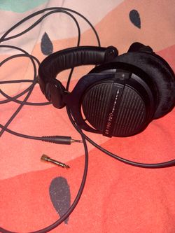 Beyerdynamic DT 990 Pro