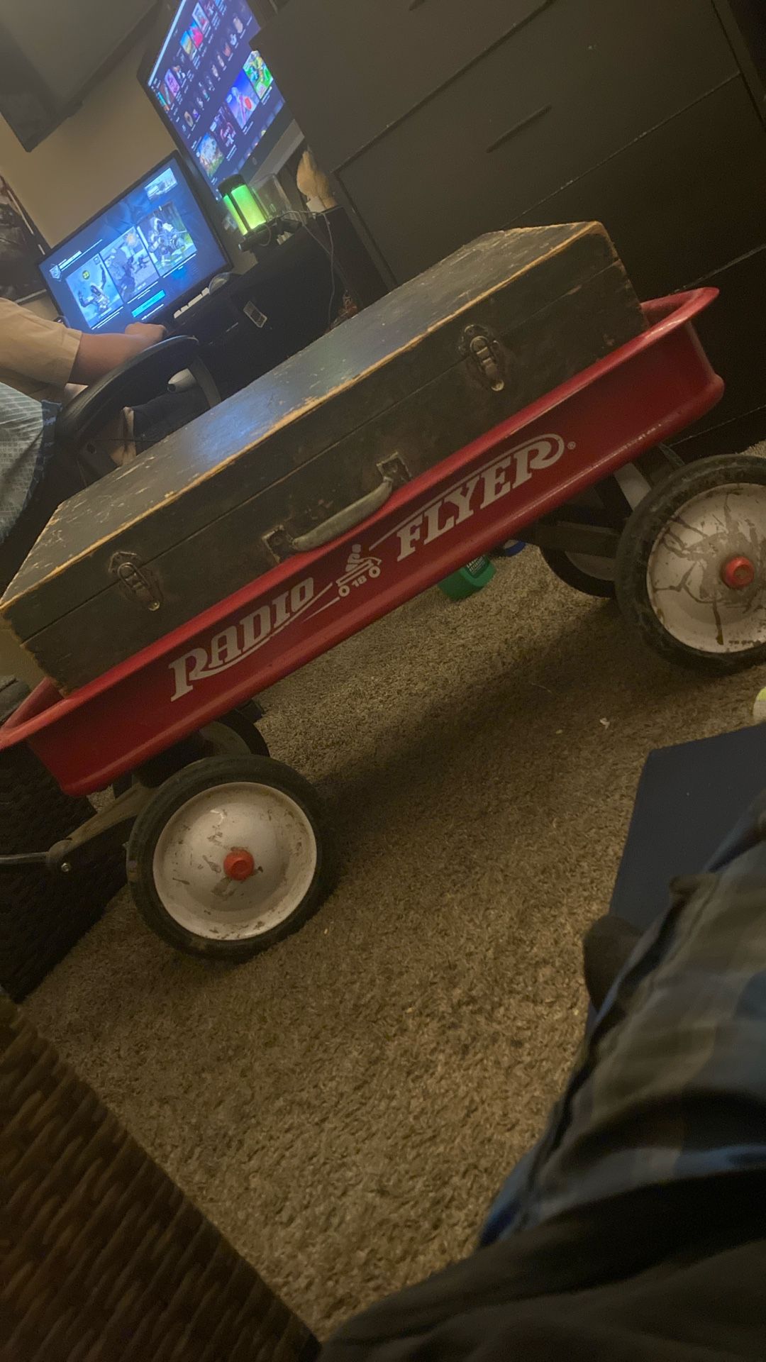 Radio Flyer Wagon 60Firm Works Fine