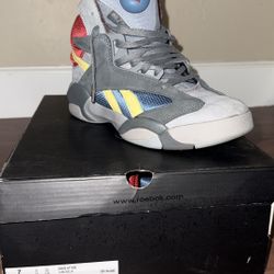 Reebok For Women #7 And Men #9