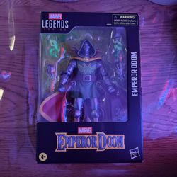 Marvel legends Emperor Doom