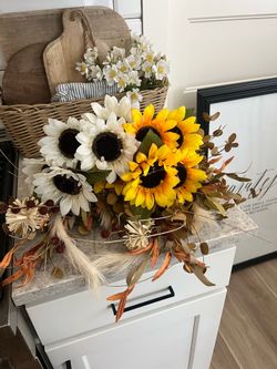 Bundle of faux fall flowers $12