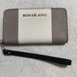 Michael Kors Small Wallet