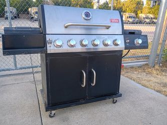 Outdoor Gourmet Classic 6 Burner Gas Grill
