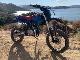 APOLLO Dirtbike