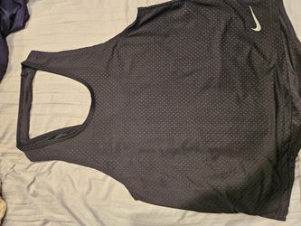 Nike Small Black Tank