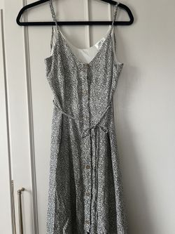Dress Size: s (NEW) For 15$