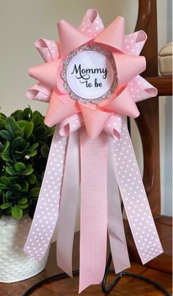 Pretty in Pink Mommy-to-Be Corsage