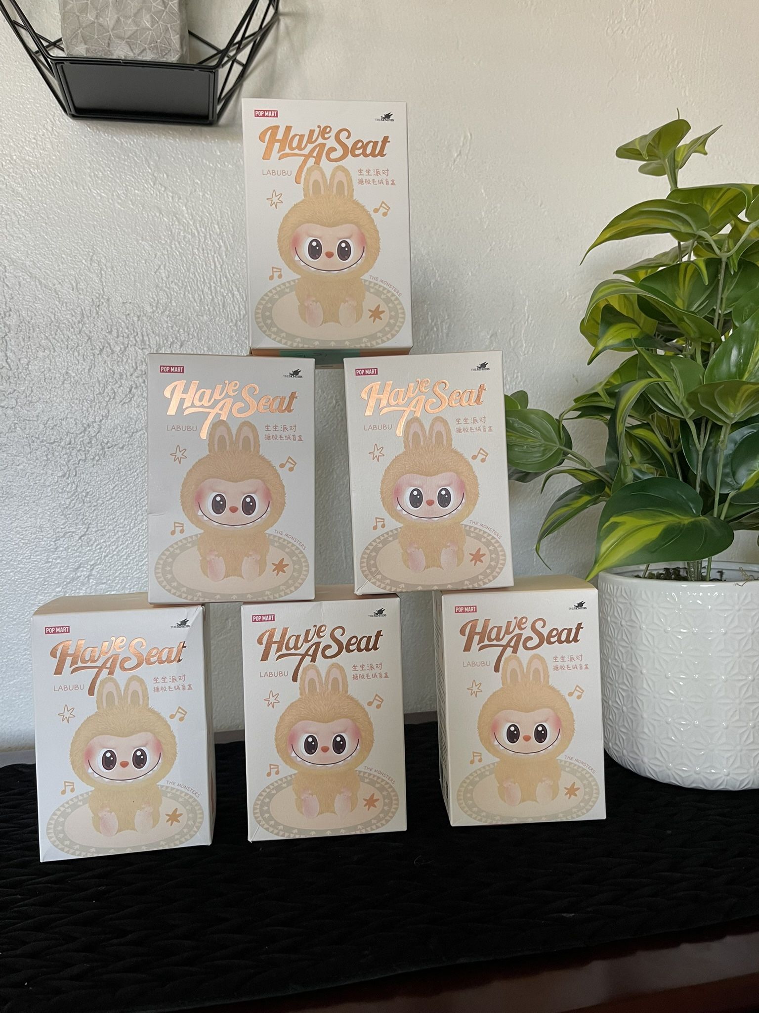 Have A Seat & Macron La Bubu Authentic