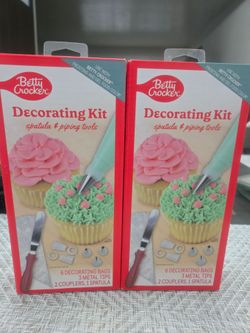 Betty Crocker Decorating Kit – Lot of 2