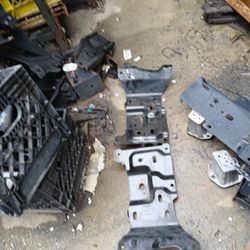 2018 - 2020 Ford F150 Right And Left Bracket