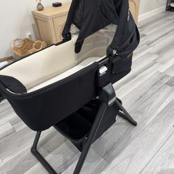 Nuna MIXX Bassinet + Stand – Clean, Ready for Baby