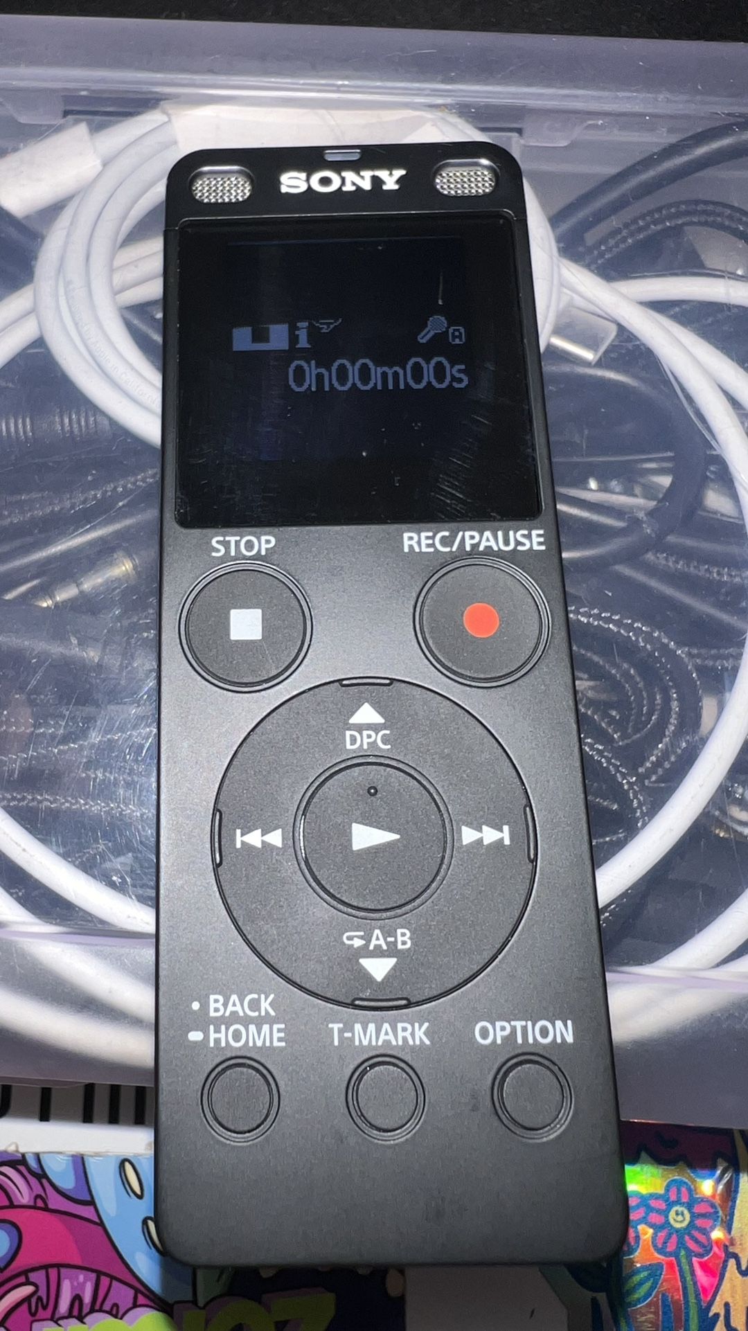 Sony ICDUX560BLK Digital Voice Recorder 1" Black