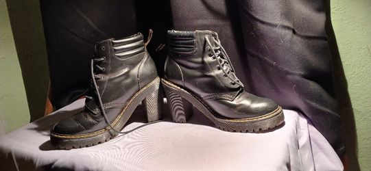 Dr. Martens Persephone