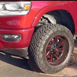20 inch hd luxx rims on 35s nitto ridge 6 lugs