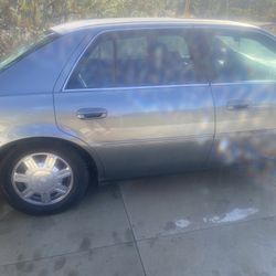 2004 Cadillac DeVille