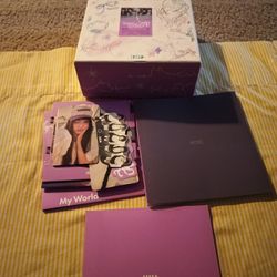 ILLIT - ILLIT 1st Mini Album ‘SUPER REAL ME’ (Target Exclusive, CD) Oop CD Rare