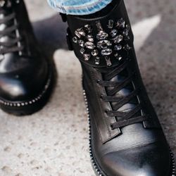 Boots Size 7