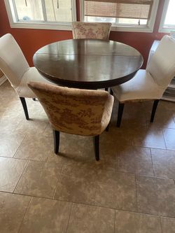 Extendable Wood Dining Table with Chairs