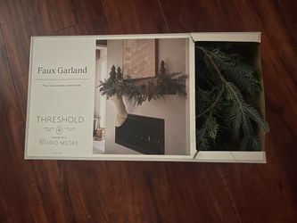 BRAND NEW FAUX  GARLAND