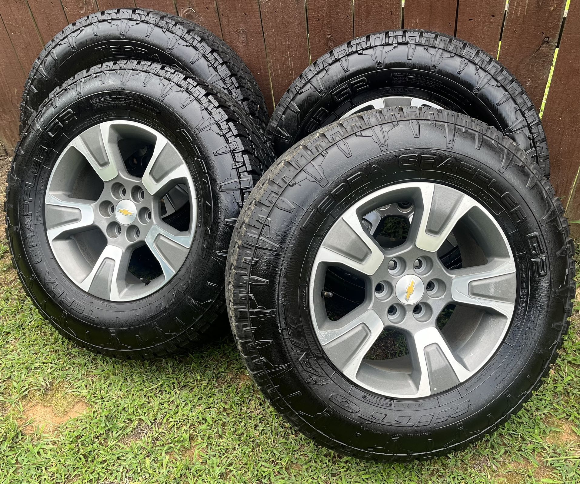 17” CHEVY COLORADO OEM 6 LUG RIMS