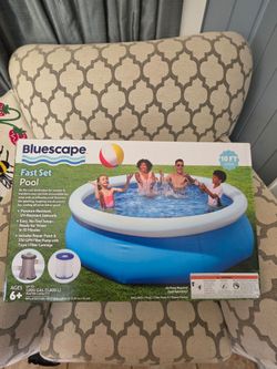 Pool- 10x30 with pump and filter