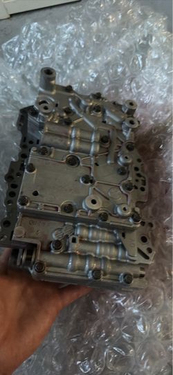 DAT2 transmission valve body assembly