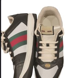 Gucci Low sneakers