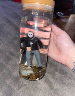 Jason underwater