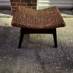 Vintage Seagrass Modern Curved  Ottoman!